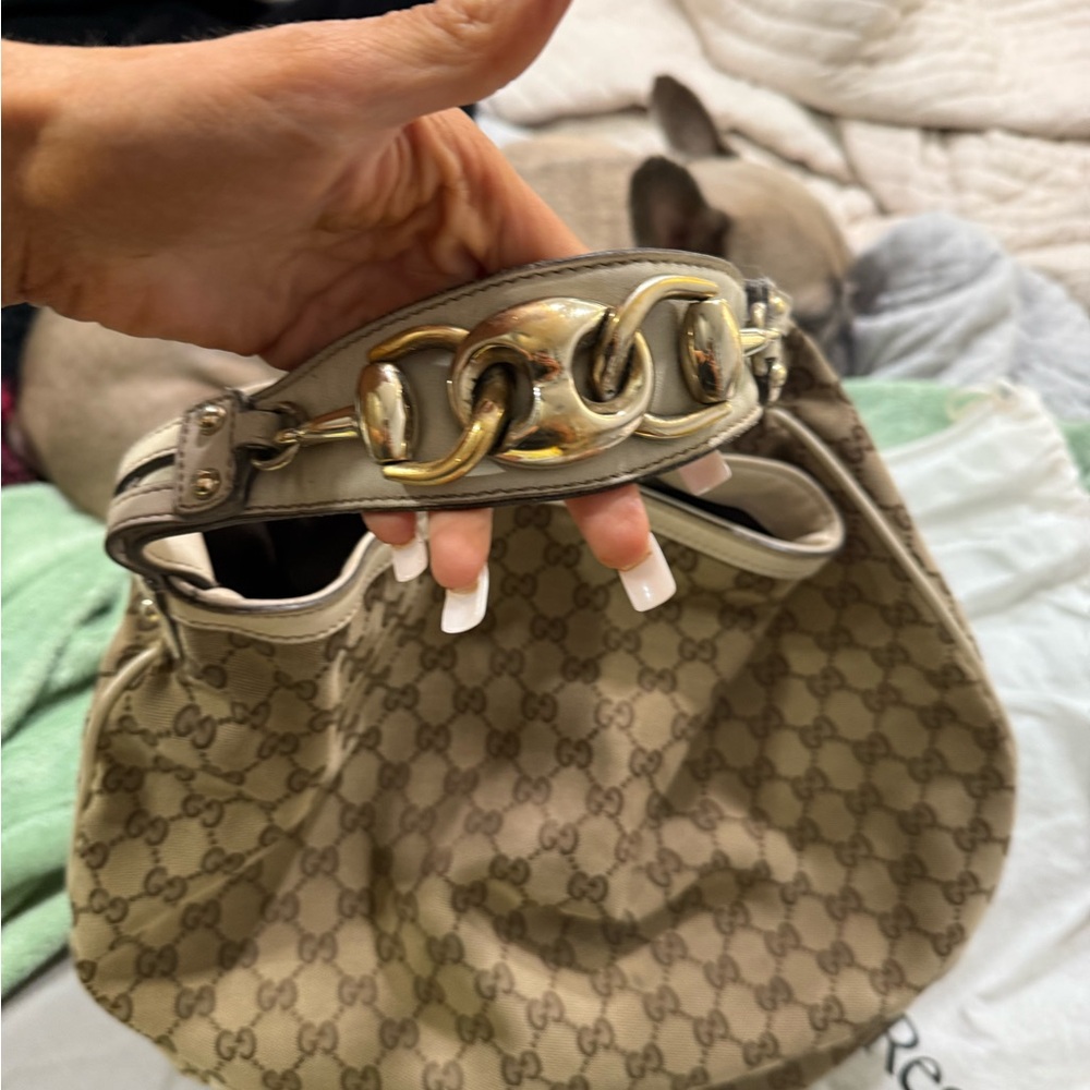 Gucci Beige Shoulder Bag with Gold Chain Accent
